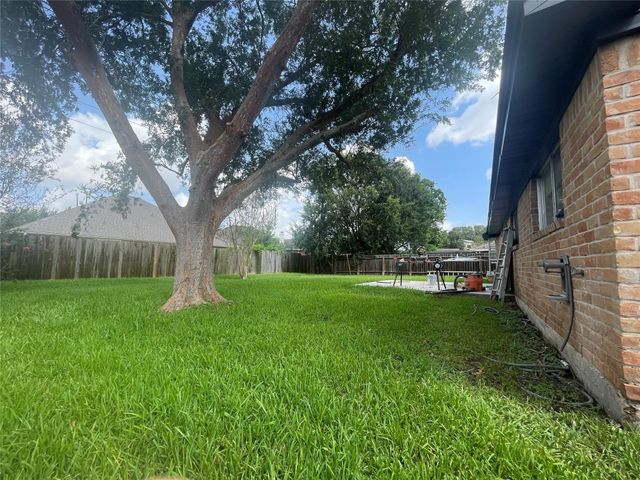 1811 Hanbury Court, Sugar Land, TX 77498