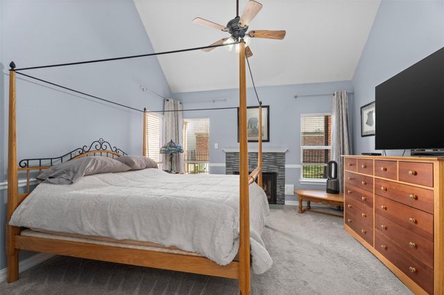 7671 Ameswood Road, Houston, TX 77095