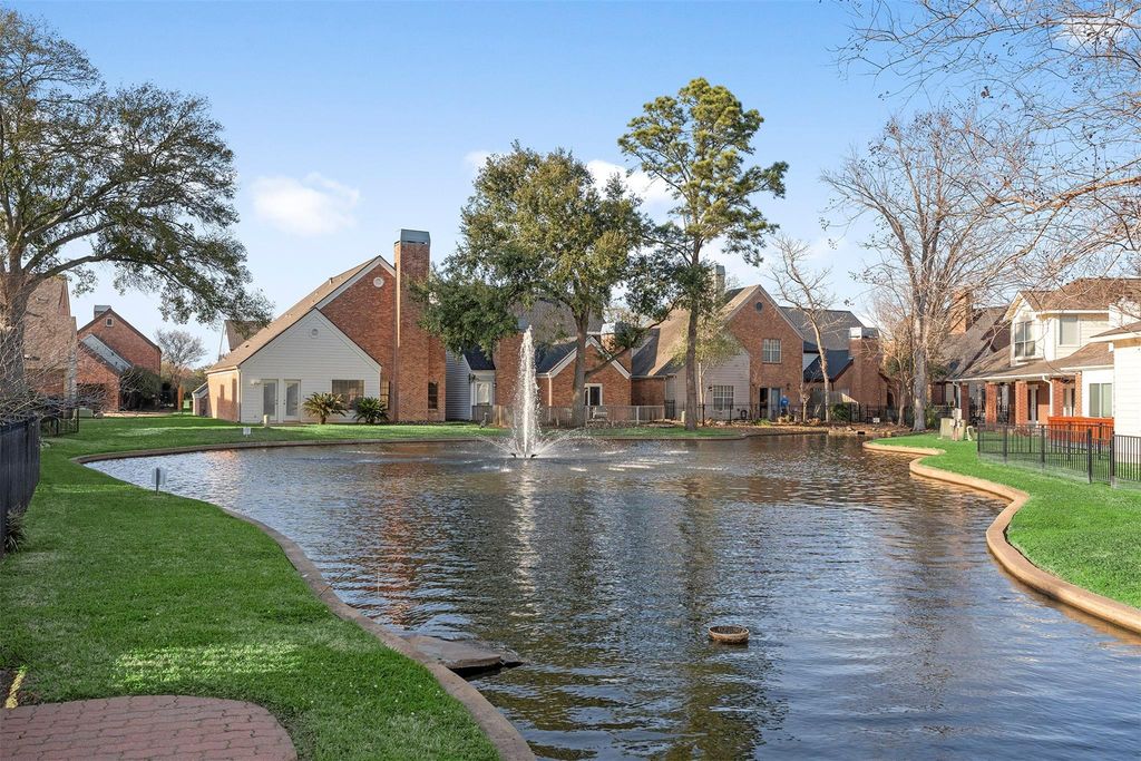 Image 1 of property listing at 7671 Ameswood Road, Houston, TX 77095