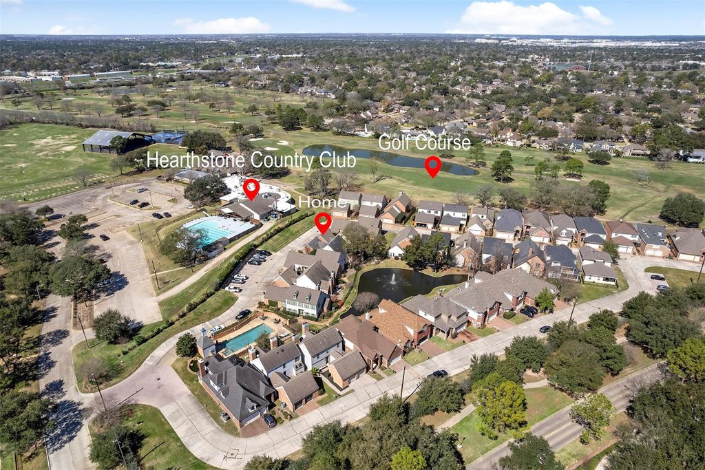 Image 39 of property listing at 7671 Ameswood Road, Houston, TX 77095