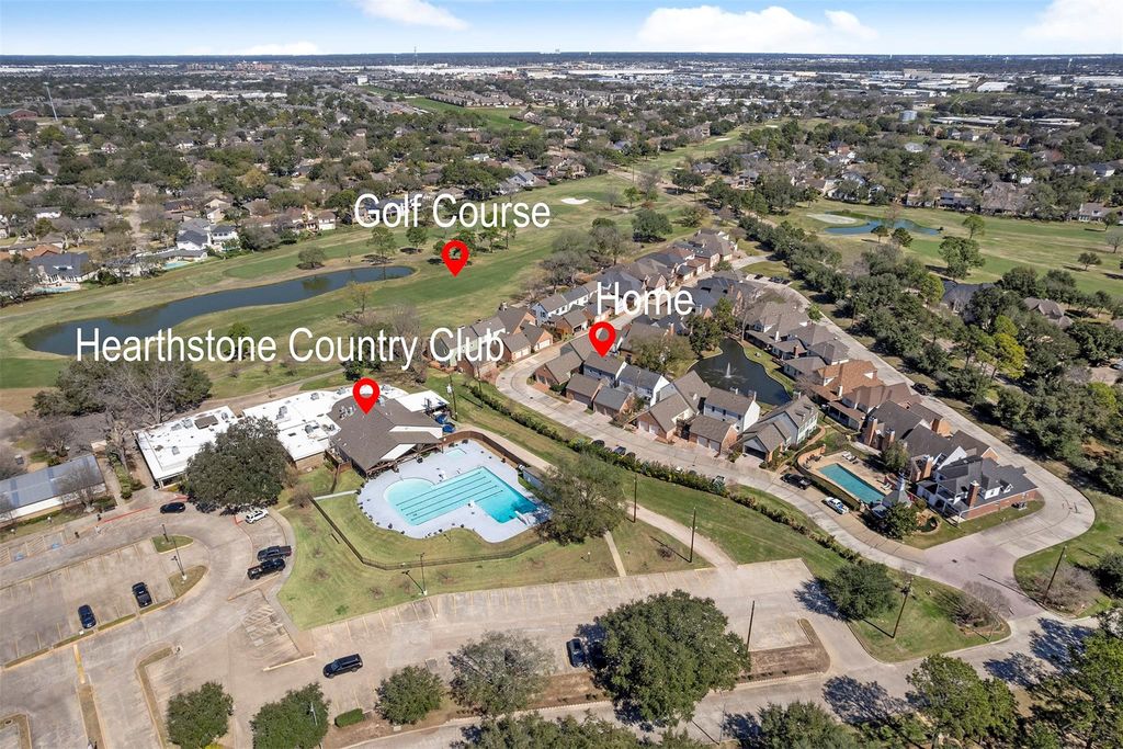 Image 40 of property listing at 7671 Ameswood Road, Houston, TX 77095