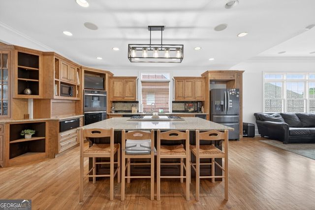 2753 Bungalow Place, Buford, GA 30519