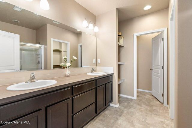 13019 N Loveland WAY, Hayden, ID 83835