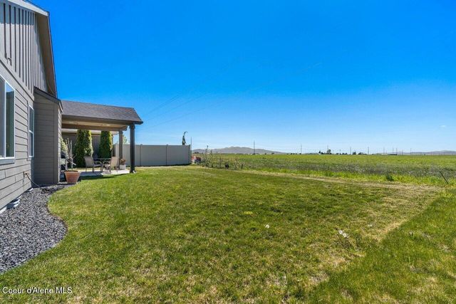 13019 N Loveland WAY, Hayden, ID 83835