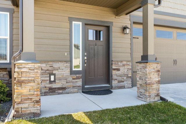 13019 N Loveland WAY, Hayden, ID 83835