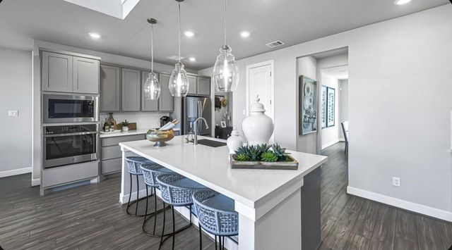 21731 Emberton Crescent Way, Cypress, TX 77433