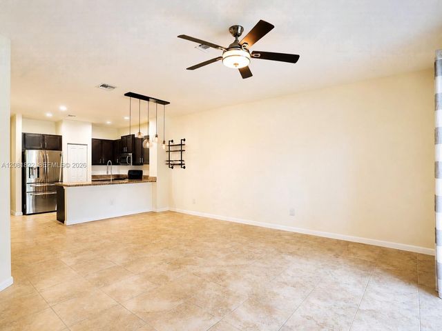 331 NE 47th Place 331, Deerfield Beach, FL 33064