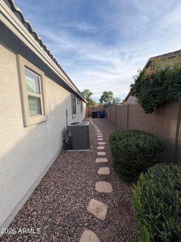 4086 E MAPLEWOOD Street, Gilbert, AZ 85297