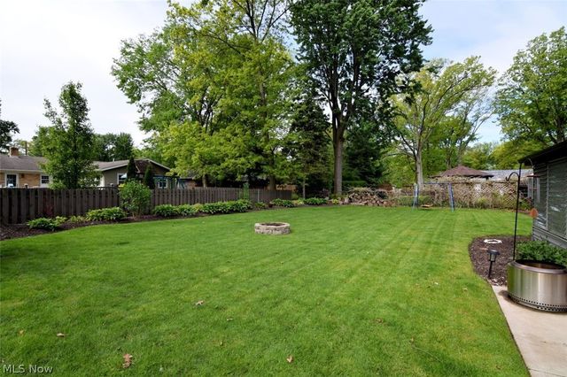 28601 Holly Drive, North Olmsted, OH 44070