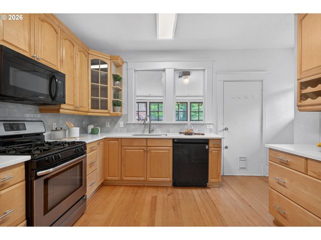 7204 N MISSISSIPPI Ave, Portland, OR 97217