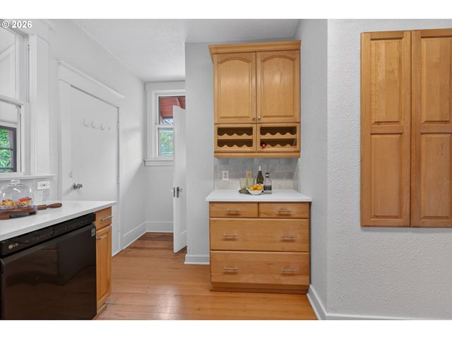 7204 N MISSISSIPPI Ave, Portland, OR 97217