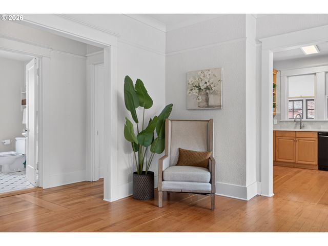 7204 N MISSISSIPPI Ave, Portland, OR 97217
