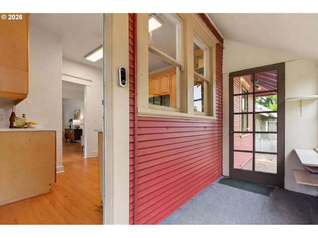 7204 N MISSISSIPPI Ave, Portland, OR 97217