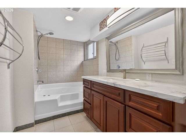 7204 N MISSISSIPPI Ave, Portland, OR 97217