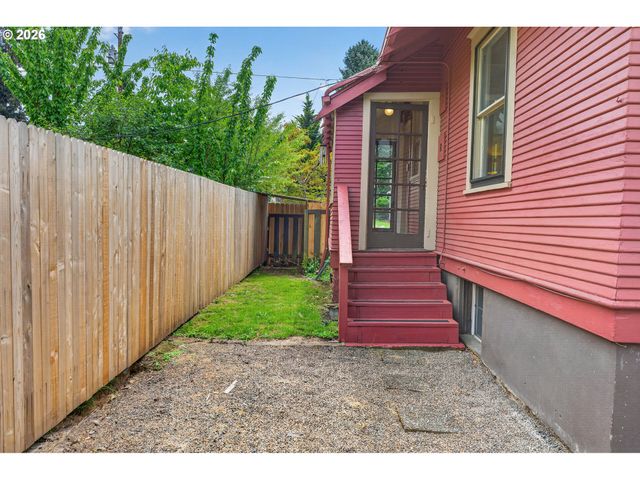 7204 N MISSISSIPPI Ave, Portland, OR 97217