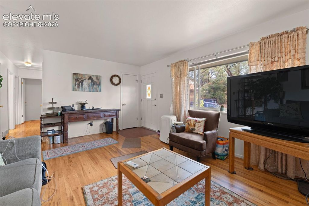 106 Lois Lane, Colorado Springs, CO 80904 — photo 3