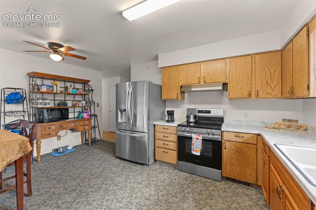 106 Lois Lane, Colorado Springs, CO 80904 — photo 4