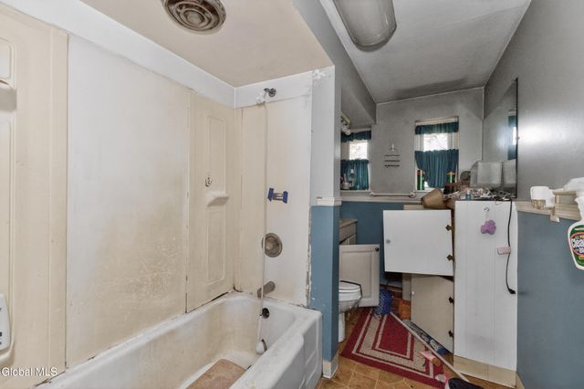 1176 Tracy Avenue, Schenectady, NY 12309