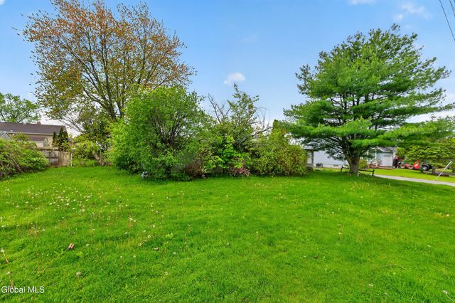 1176 Tracy Avenue, Schenectady, NY 12309