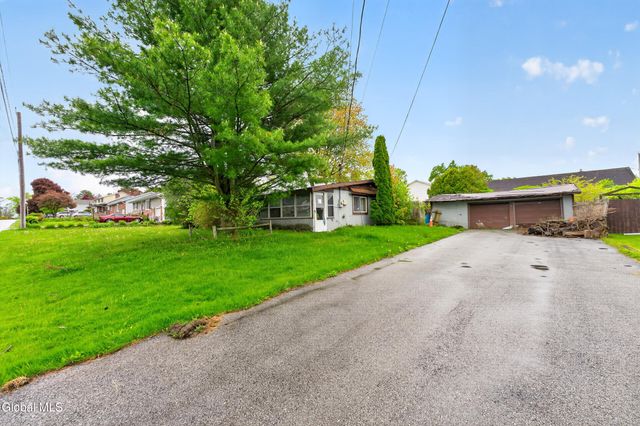 1176 Tracy Avenue, Schenectady, NY 12309