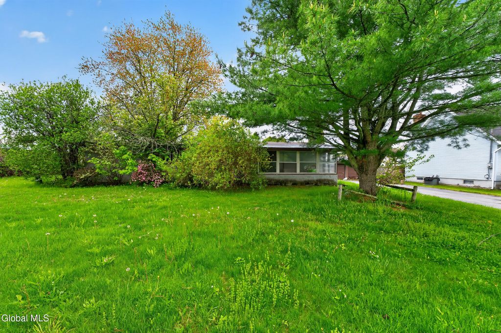 1176 Tracy Avenue, Schenectady, NY 12309