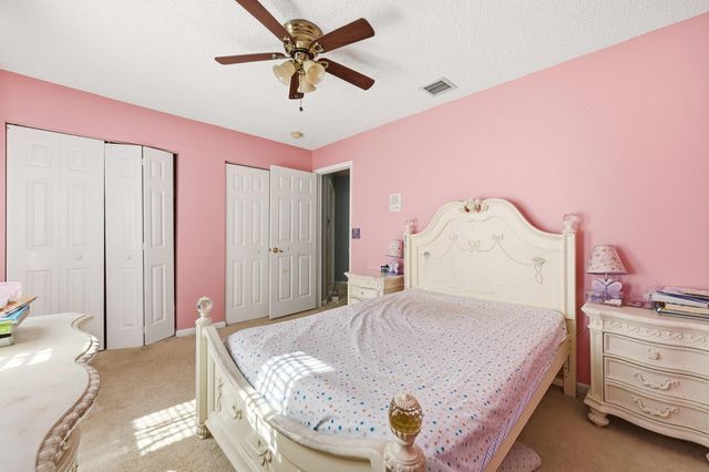 1327 Isleworth Court, Royal Palm Beach, FL 33411