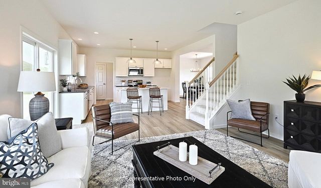 109 COPPER RIDGE DR, Newmanstown, PA 17073