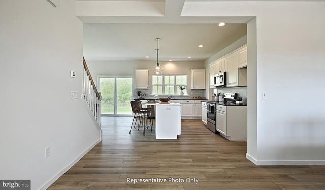109 COPPER RIDGE DR, Newmanstown, PA 17073