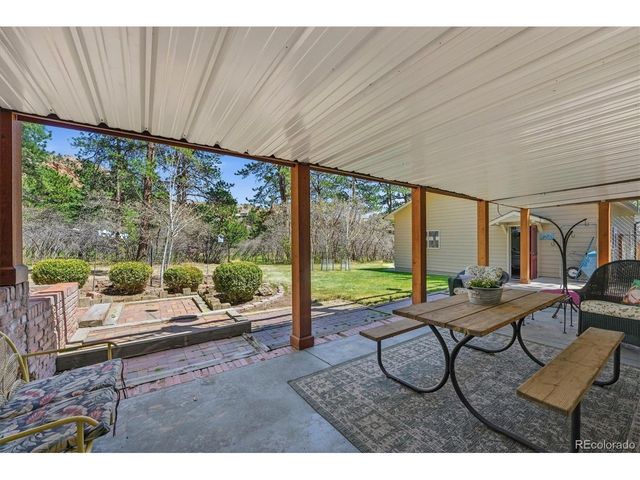 6640 Perry Park Blvd, Larkspur, CO 80118