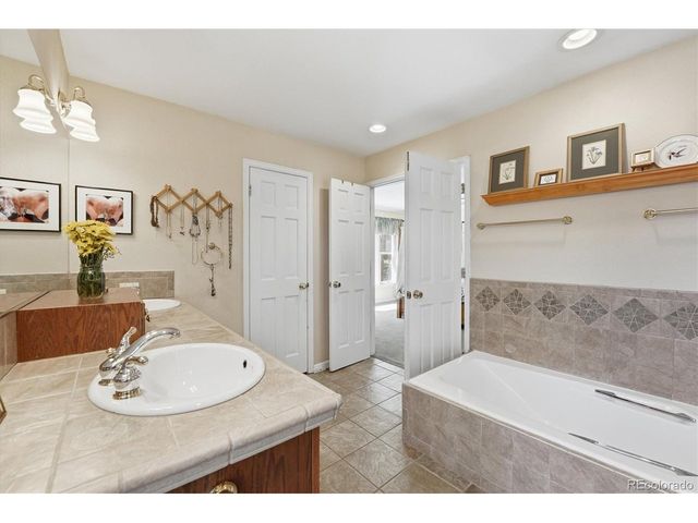 6640 Perry Park Blvd, Larkspur, CO 80118