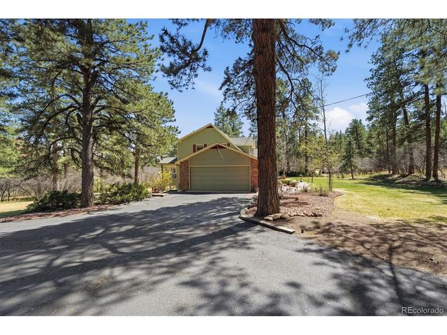 6640 Perry Park Blvd, Larkspur, CO 80118