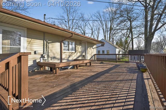 46295 Chatsworth Drive, Van Buren, MI 48111