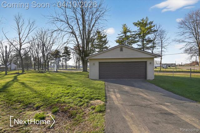 46295 Chatsworth Drive, Van Buren, MI 48111