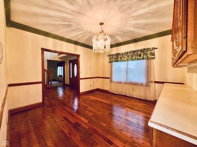 45 Meadowview Lane, Greenwood, IN 46142