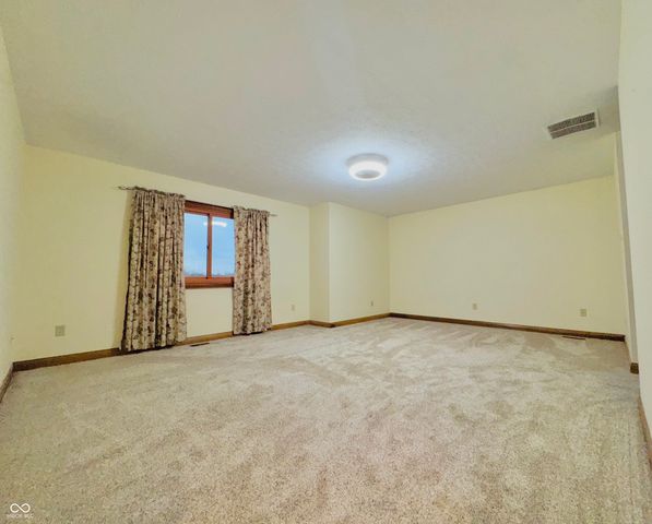 45 Meadowview Lane, Greenwood, IN 46142