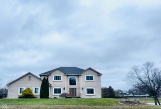 45 Meadowview Lane, Greenwood, IN 46142