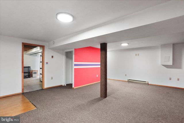 1349 CEDARWOOD DR, Hagerstown, MD 21742