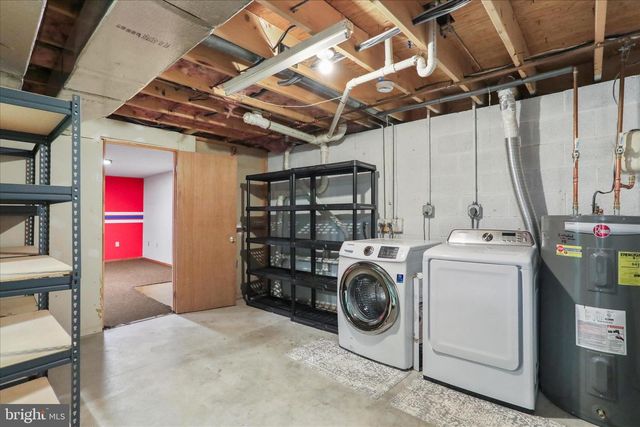 1349 CEDARWOOD DR, Hagerstown, MD 21742