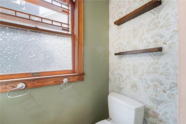 3215 Central Street, Kansas City, MO 64111