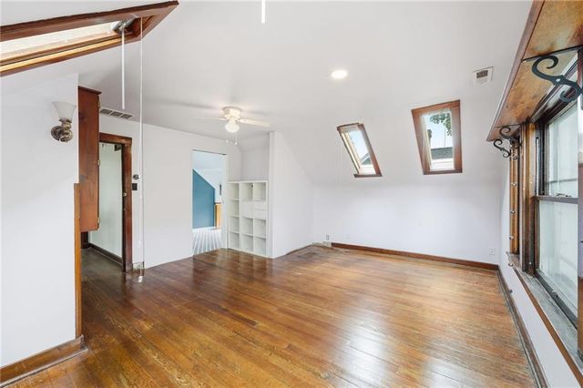 3215 Central Street, Kansas City, MO 64111