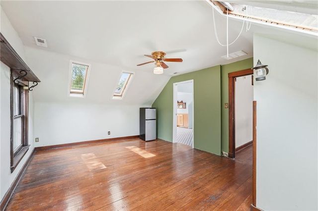 3215 Central Street, Kansas City, MO 64111