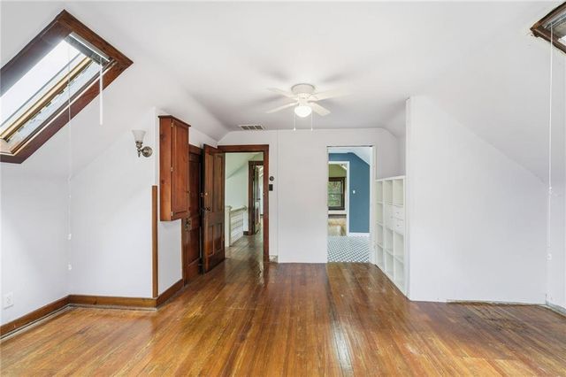 3215 Central Street, Kansas City, MO 64111