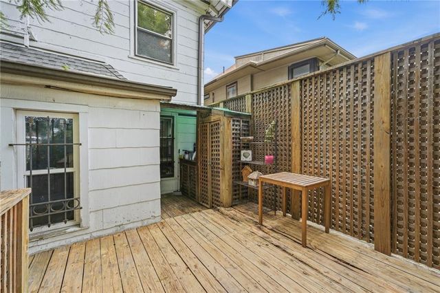 3215 Central Street, Kansas City, MO 64111