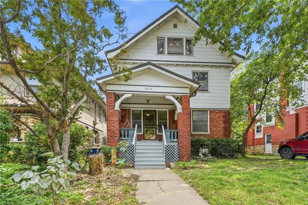 3215 Central Street, Kansas City, MO 64111