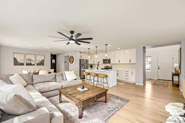 209 Felicity Loop, Castle Rock, CO 80109