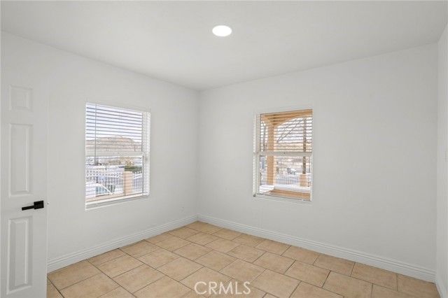 15398 6th, Victorville, CA 92395