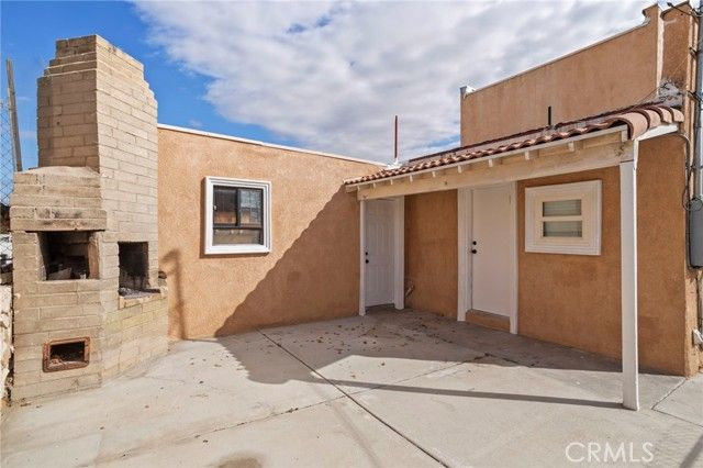 15398 6th, Victorville, CA 92395