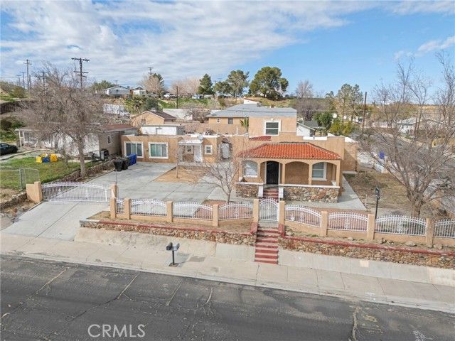 15398 6th, Victorville, CA 92395
