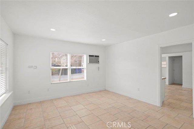 15398 6th, Victorville, CA 92395