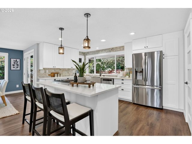 12157 Se 106TH Ave, Happy Valley, OR 97086